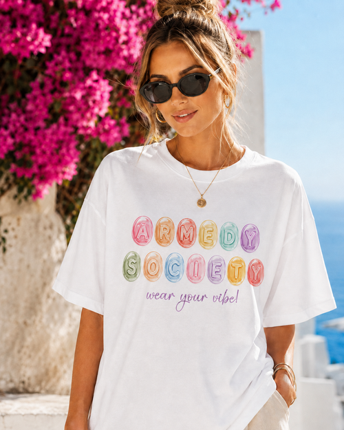 Candy Society Tee alb, tricou oversized Armedy Society cu grafica colorata pe fata